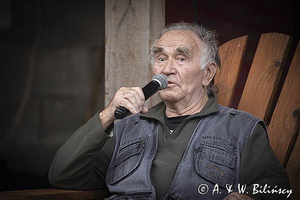 Wojomir Wojciechowski podczas panelu "Bieszczady naszymi oczami", I Bieszczadzki Festiwal Filmowy Ale Czad w Dwerniku, Bieszczady