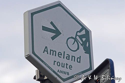 znak szlaku rowerowego, Wyspa Ameland, Wyspy Fryzyjskie, Holandia, Waddensee, Morze Wattowe