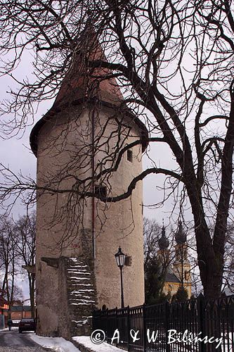 Bardiów, Bardiejów, Bardyjów, Bardejów, słow. Bardejov, niem. Bartfeld, węg. Bártfa, czes. Bardijov lub Bardějov, cyg. Bartwa, baszta, mury obronne, Słowacja,