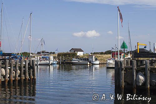 Port na wyspie Birkholm, Archipelag Południowej Fionii, Dania