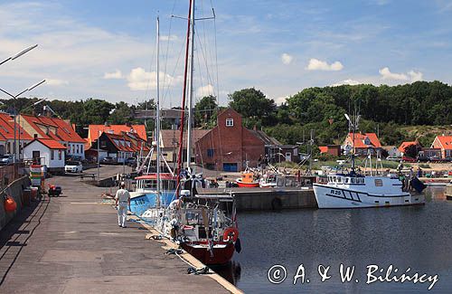 port w Aarsdale, Bornholm, Dania