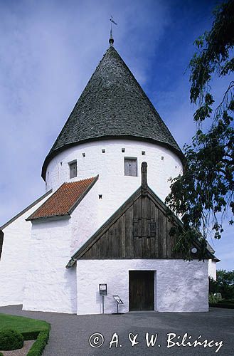 obronny kościół rotundowy w Osterlars,Ols Kirke, Bornholm, Dania