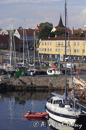 port w Svaneke na wyspie Bornholm, Dania