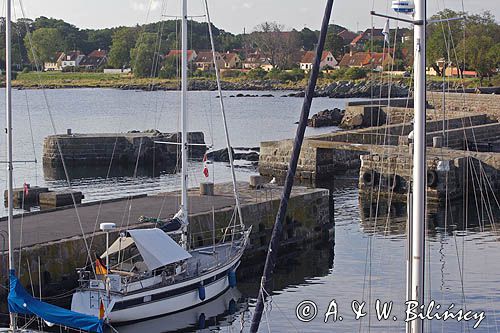 port w Svaneke na wyspie Bornholm, Dania