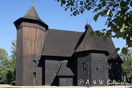 Boronów zabytkowy kościół drewniany z 1611 roku powiat Lubliniec koło Częstochowy Park Krajobrazowy Lasy nad Górną Liswartą