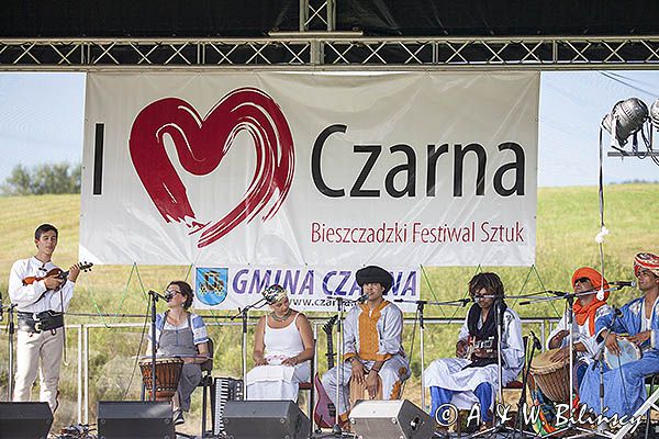 Zespół Chigaga Group z Maroka oraz Smereko i przyjaciele, 3 Bieszczadzki Festiwal Sztuk w Czarnej, Bieszczady