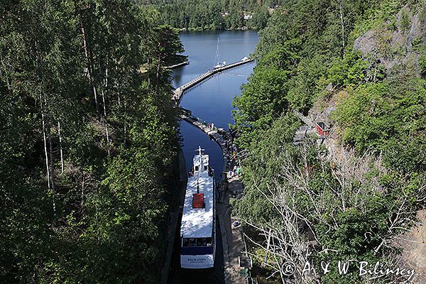 Haverud, Dalslandia w śluzie za akweduktem, Dalslands Kanal, Szwecja