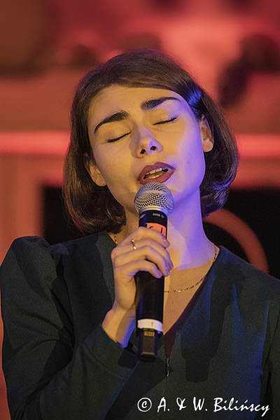 Dominika Dobrosielska, koncert jubileuszowy z okazji 10- lecia Warsztatów Poezji Czynnej im Edwarda Stachury, pamięci Romana Kołakowskiego Wilcza Jama.
Bieszczady