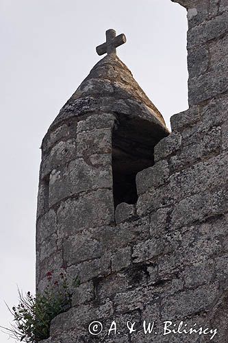 fragment koscioła Fouesnant, Finistere, Bretania, Francja