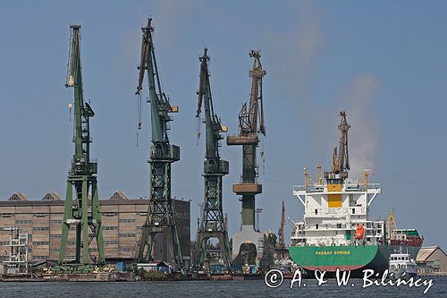 Gdańsk, port, żurawie portowe