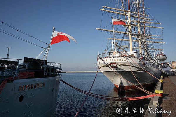 Gdynia, Dar Pomorza i Błyskawica