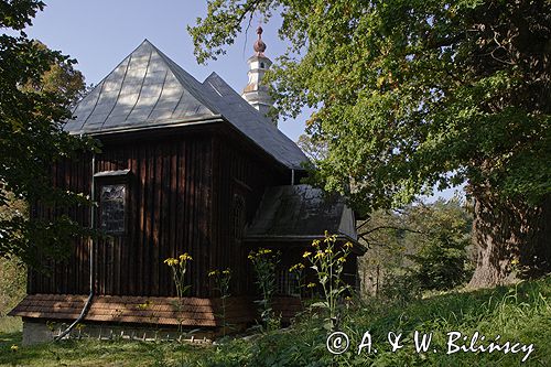 Górzanka, Cerkiew pw. Męczennicy Paraskewi z 1838 roku, odnowiona w 1912 roku, drewniana trójdzielna unicka cerkiew konstrukcji zrębowej fundacji Piotra Glajzera, dziedzica wsi, Bieszczady