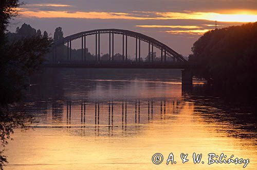 Gorzów Wielkopolski, zachód słońca nad Wartą, mosty Gorzowa