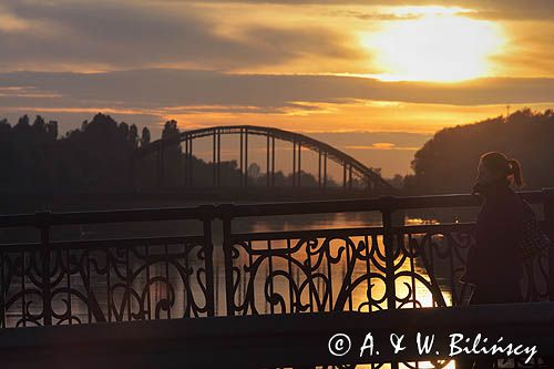 Gorzów Wielkopolski, zachód słońca nad Wartą, mosty Gorzowa