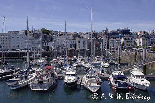 Victoria Marina w St. Peter Port, wyspa Guernsey, Channel Islands, Anglia, Wyspy Normandzkie, Kanał La Manche