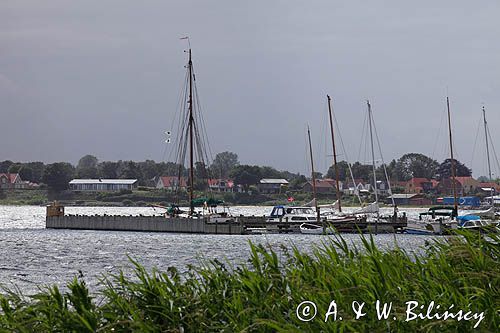 port jachtowy, marina, Wyspa Hjarno, Dania, Kattegat