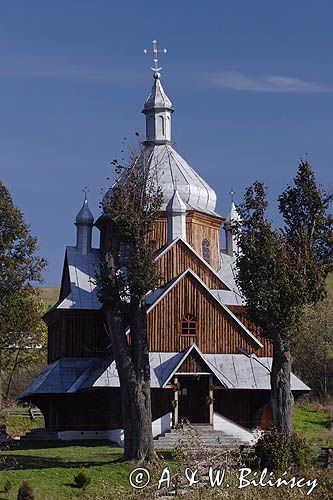 Hoszów, drewniana zabytkowa cerkiew, obecnie kościół katolicki, Bieszczady