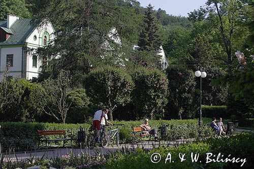 Iwonicz Zdrój uzdrowisko, park zdrojowy