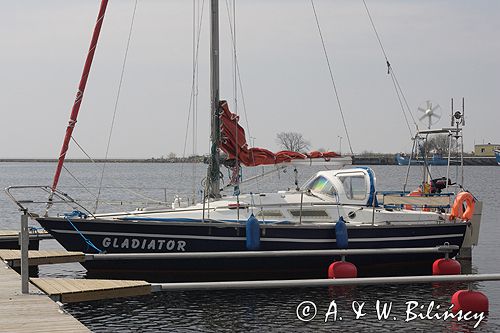 Jastarnia port jachtowy w porcie rybackim