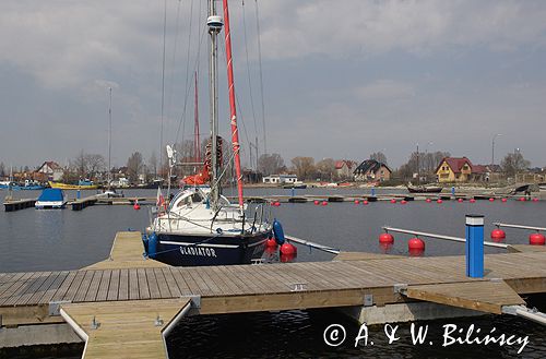 Jastarnia port jachtowy w porcie rybackim