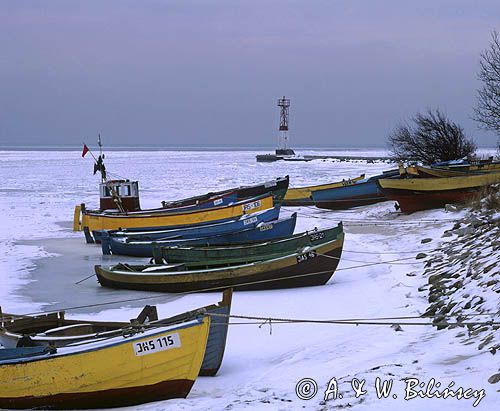 Jastania, port rybacki zimą