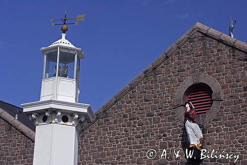 figura nad wejściem do Jersey Museum w St. Helier, wyspa Jersey, Channel Islands, Wyspy Normandzkie