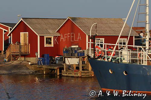 w porcie, wyspa Jurmo, szkiery Turku, Finlandia Jurmo Island, Finland