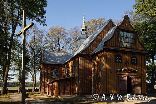 Kałów zabytkowy kościół powiat Poddębice