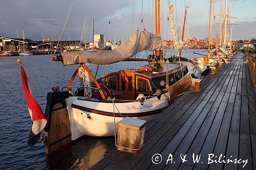 Barka holenderska w porcie Kerteminde, wyspa Fionia, Fyn, Dania