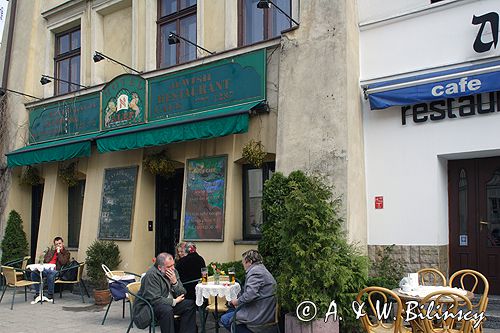 Cracow Krakowski Kazimierz żydowskie miasto fragment ulicy Szerokiej hotel i restauracja Ariel