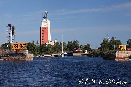 port i latarnia morska na wyspie Kylmapihlaja, Finlandia, Zatoka Botnicka