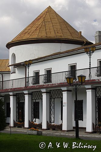 LESKO - zamek magnacki Kmitów, Bieszczady