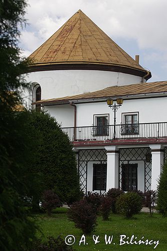 LESKO - zamek magnacki Kmitów, Bieszczady