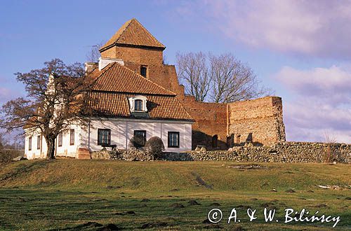 Liw - zamek, dwór i muzeum. Bank zdjęć AiW Bilińscy