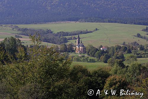 Lutowiska, Kościół murowany pw św. Stanisława Biskupa, wybudowany w stylu neogotyckim w latach 1911 - 1913, Bieszczady szlak turystyczny 'Trzy kultury'