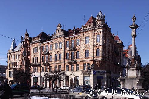 Lwów, kamienica w centrum starego Lwowa, Ukraina