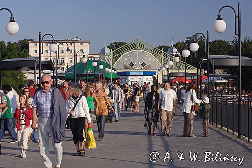 Międzyzdroje, molo, Wyspa Wolin, deptak