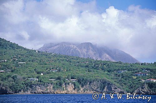 Soufriere Hills, Soufriere, wulkan na wyspie Montserrat na Morzu Karaibskim., Małe Antyle, Montserrat, Karaiby