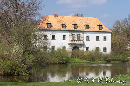 Park Mużakowski, Łęknica, lista światowego dziedzictwa UNESCO Stary Zamek po stronie niemieckiej