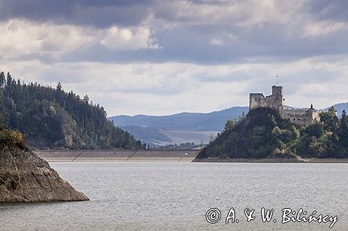 Zalew Czorsztyński, Zamek Dunajec w Niedzicy, Zapora w Niedzicy, Pieniny