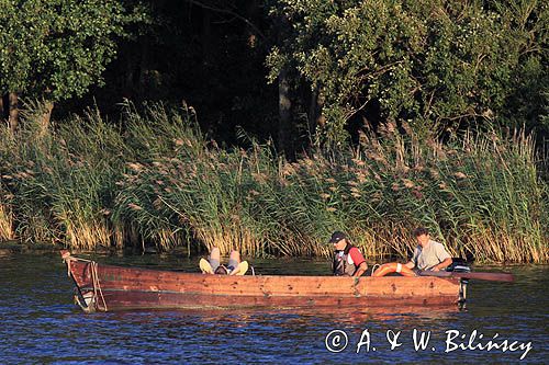 łódka na rzece Niemen, Park Regionalny Delty Niemna, Litwa Nemunas river, Nemunas Delta, Lithuania