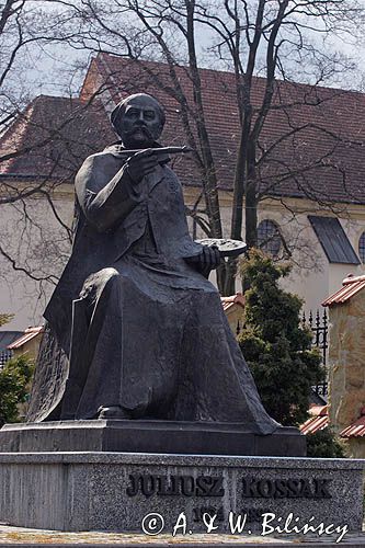 Nowy Wiśnicz, pomnik malarza Juliusza Kossaka, Pogórze Wiśnickie