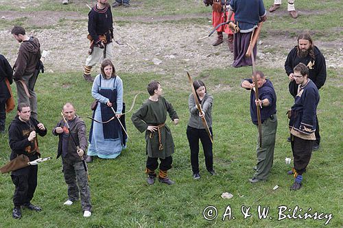 Ogrodzieniec, V Najazd Barbarzyńców, zawody łucznicze