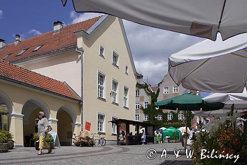 Olsztyn, Stary Ratusz i kramy przy Rynku