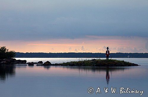 u wejścia do portu w Paskallavik, Szwecja