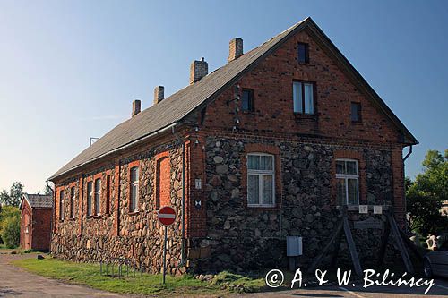 muzeum historii regionalnej w Pavilosta, Łotwa Regional history museum in Pavilosta village, Latvia