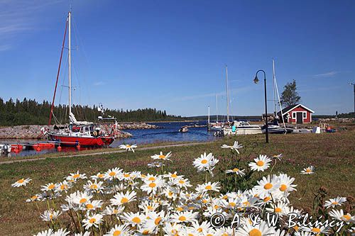 port na wyspie Pite Ronnskar, Archipelag Pitea, Szwecja, Zatoka Botnicka