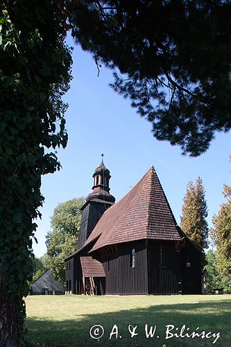 Proślice późnogotycki zabytkowy kościół drewniany z 1580/?/ roku, powiat Kluczbork