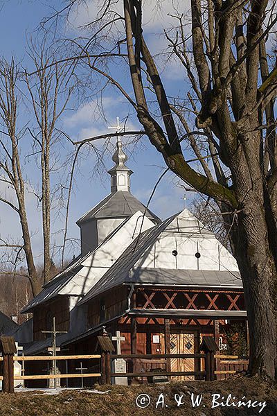 RABE, gm. Czarna Górna Cerkiew greckokatolicka pw. Świętego Mikołaja z 1858 roku, obecnie kościół rzymskokatolicki