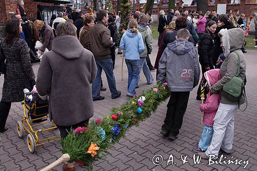 Rabka, palmy wielkanocne, Niedziela Palmowa, kościół pw św Marii Magdaleny